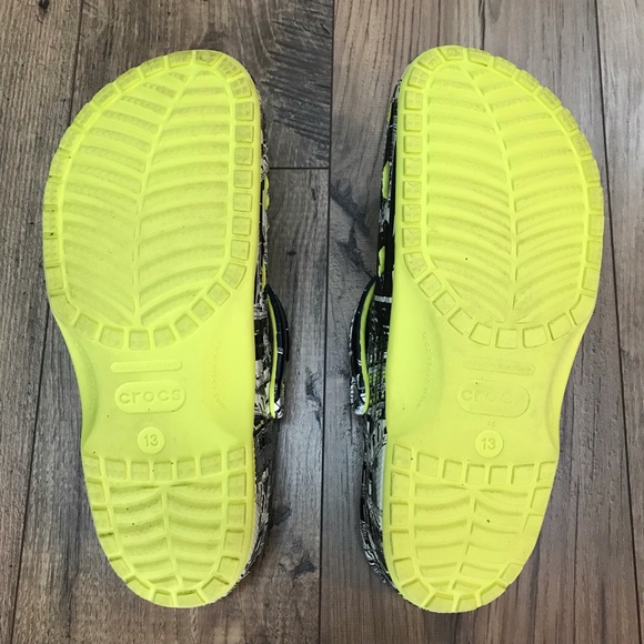 Crocs Men's Classic All-Terrain Graphic Clogs Size 13 - Picture 11 of 12